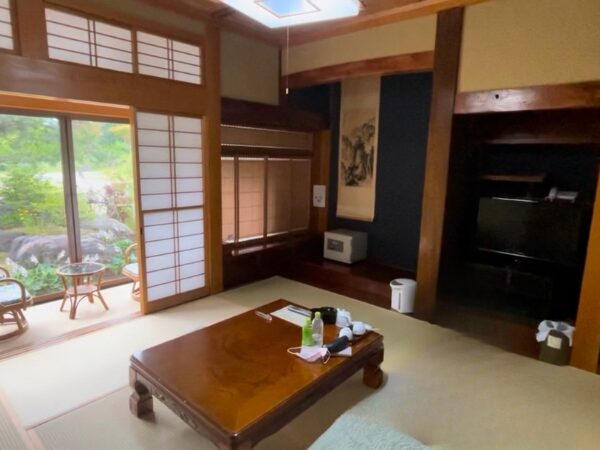 蝦夷松の部屋内写真